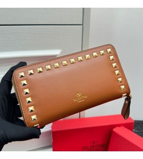 Valentino Large Rockstud Zippered Wallet In Calfskin Brown