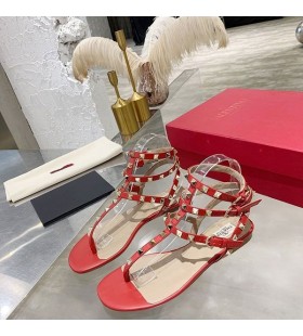 Valentino Rockstud Flip-Flop Flat Sandals Women Calfskin Red