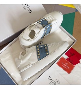 Valentino Rockstud Untitled Sneakers Unisex Calfskin White/Blue