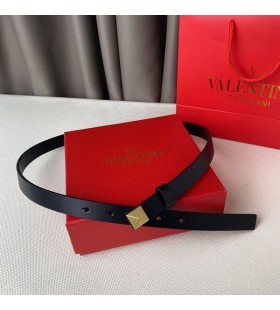 Valentino Egy Stud Ã–v 20MM A Fekete BorjÃºbÅ‘r