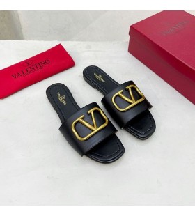 Valentino VLogo AlÃ¡Ã­rÃ¡s DiÃ¡k NÅ‘i BorjÃºbÅ‘r Fekete