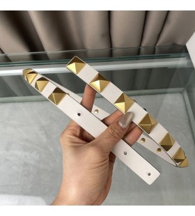 Valentino Rockstud Ã–v 20MM A BorjÃºbÅ‘r FehÃ©r