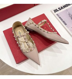 Valentino Rockstud Balerina Lapos Pántos Női Szabadalmi Bőr Rózsaszín
