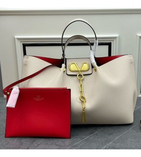 Valentino MÃ³r VLogo Ã‰alÃº Tote I Calfskin Grained Beige