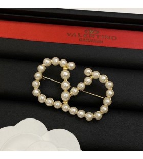 ヴァレンティノVLogo署名ブローチ樹脂ビーズと金属金