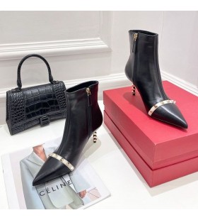 ãƒ´ã‚¡ãƒ¬ãƒ³ãƒ†ã‚£ãƒŽã®ãƒ­ãƒ¼ãƒžã®ã‚¹ã‚¿ãƒƒãƒ‰ã®è¶³é¦–Bootiesã¨åŽŸåž‹è£½ä½œãƒ’ãƒ¼ãƒ«ã®å¥³æ€§Calfskiné»’/ç™½