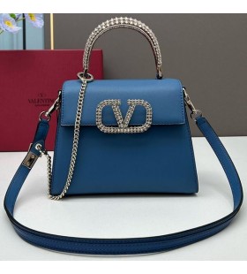 Valentino SmÃ¥ Vsling Veske Med Krokodille Skinn og Jewel Broderi I Kalveskinn Navy BlÃ¥