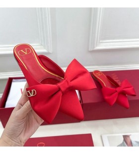 Japonki z Kokardą Valentino VLogo Damskie Jedwabne Czerwone