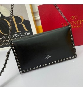 Valentino Mare Rockstud CureluÈ™Äƒ De Ambreiaj Cu LanÈ› ÃŽn Piele De ViÈ›el Negru/Argintiu