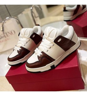 Valentino Deschide Adidasi Skate Cu VLogo Unisex din piele de ViÈ›el È™i ÈšesÄƒturi filtru de Cafea/Alb