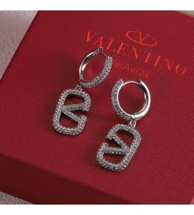 Ovocné VLogo Podpis Ozdobené Náušnice V Kovov S Kryštály Striebra