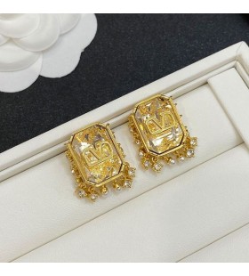 발렌티노 VLogo 서명 멀티 펜던트는 귀걸이에 금속으로 결정 진주 흰색