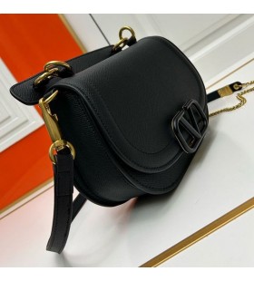 Torba Valentino Vsling Preko ramena od zrnate teleće kože crne boje