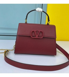 Mala Torbu Valentino Vsling od Zrnate TeleÄ‡e koÅ¾e Tamnocrvena boja