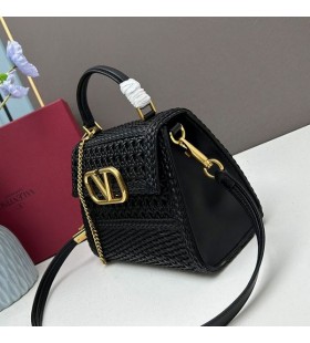 Mala Torbu Valentino Vsling Od Pruća Teleće kože Crne boje