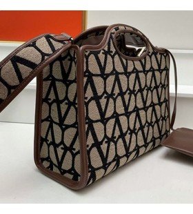 Valentino Små La Troisieme Shopping Väska I Toile Iconographe Tyg Svart