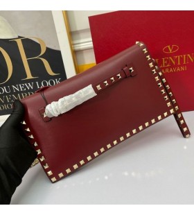 Valentino Gran Rockstud Brazalete Clutch Con Cadena De Piel De Becerro De BorgoÃ±a
