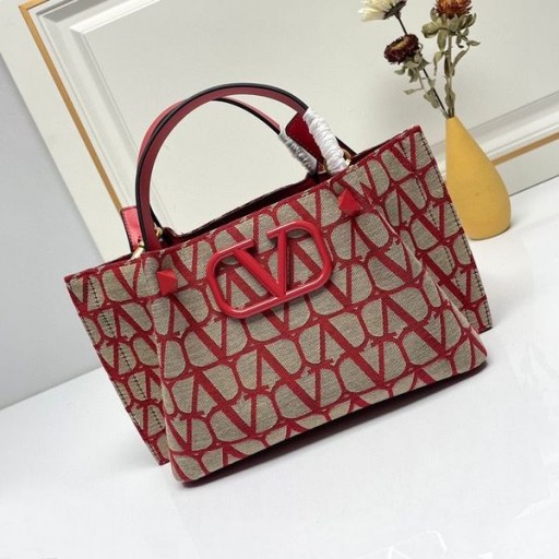 فالنتينو صغيرة VLogo التوقيع حقيبة تسوق مع ترصيع في تويلي Iconographe النسيج الأحمر