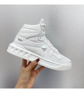 Valentino En Stud Mid-Top Sneakers Unisex Hvid Kalveskind