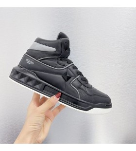 Valentino En Stud Mid-Top Sneakers Unisex Sort Kalveskind