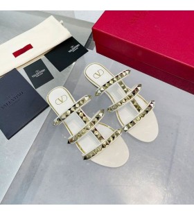 Valentino Rockstud Dias Med No Limit Nitter Kvinder Hvid Kalveskind