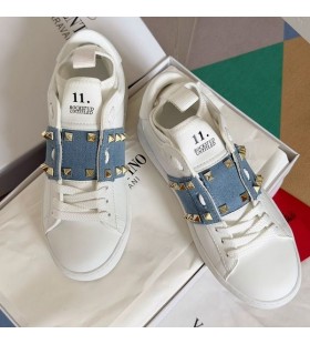 Valentinon Rockstud Untitled Lenkkarit Unisex Calfskin Valkoinen/Sininen