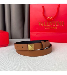 Valentino Yksi Stud VyÃ¶ 20MM Vuonna Calfskin Ruskea