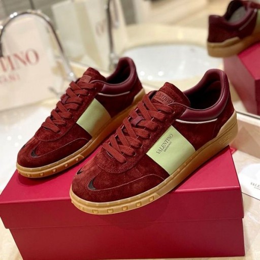 Valentino Upvillage Low-Top Sneakers Unisexe Suede Bourgogne