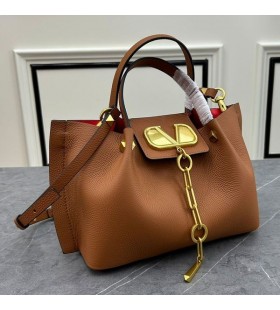 Valentino Kleine VLogo Escape Tote Aus Genarbtem Kalbsleder Braun