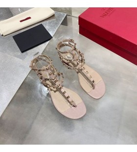 Valentino Rockstud Flip-Flop Flat Sandals Women Calfskin Pink
