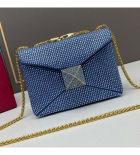 Valentino ÎœÎ¹ÎºÏÏŒ Î£Ï„Î®ÏÎ¹Î³Î¼Î± Crossbody Î¤ÏƒÎ¬Î½Ï„Î± ÎœÎµ Ï„Î·Î½ Î‘Î»Ï…ÏƒÎ¯Î´Î± ÎºÎ±Î¹ Î»Î±Î¼Ï€ÎµÏÎ¬ ÎšÏÏÏƒÏ„Î±Î»Î»Î± Î£Îµ Suede ÎœÏ€Î»Îµ ÎÎ±Ï…Ï„Î¹ÎºÏŒ