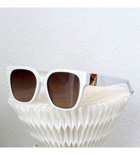 Valentino VA4111 Τετράγωνο γυαλιά Ηλίου Πλαισίων Οξικού άλατος Με τη Ρωμαϊκή Stud Λευκό