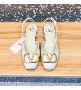 Valentino VLogo Î¥Ï€Î¿Î³ÏÎ±Ï†Î® Slingback Î”Î¹Î±Î¼ÎµÏÎ¯ÏƒÎ¼Î±Ï„Î± Î“Ï…Î½Î±Î¯ÎºÎµÏ‚ Î›ÎµÏ…ÎºÏŒ Î”Î­ÏÎ¼Î± ÎœÎ¿ÏƒÏ‡Î±ÏÎ¹Î¿Ï
